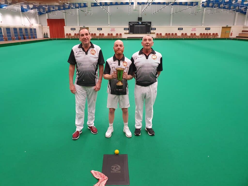 WEDNESDAY'S TOURNAMENT WINNERS Swansea Indoor Bowls Club